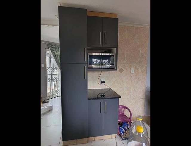 4 BEDROOM PROPERTY TO RENT IN NEWLANDS WEST